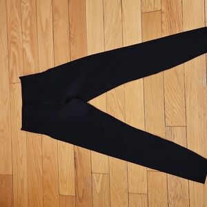 Aerie Offline Black High-Waisted 7/8 Leggings